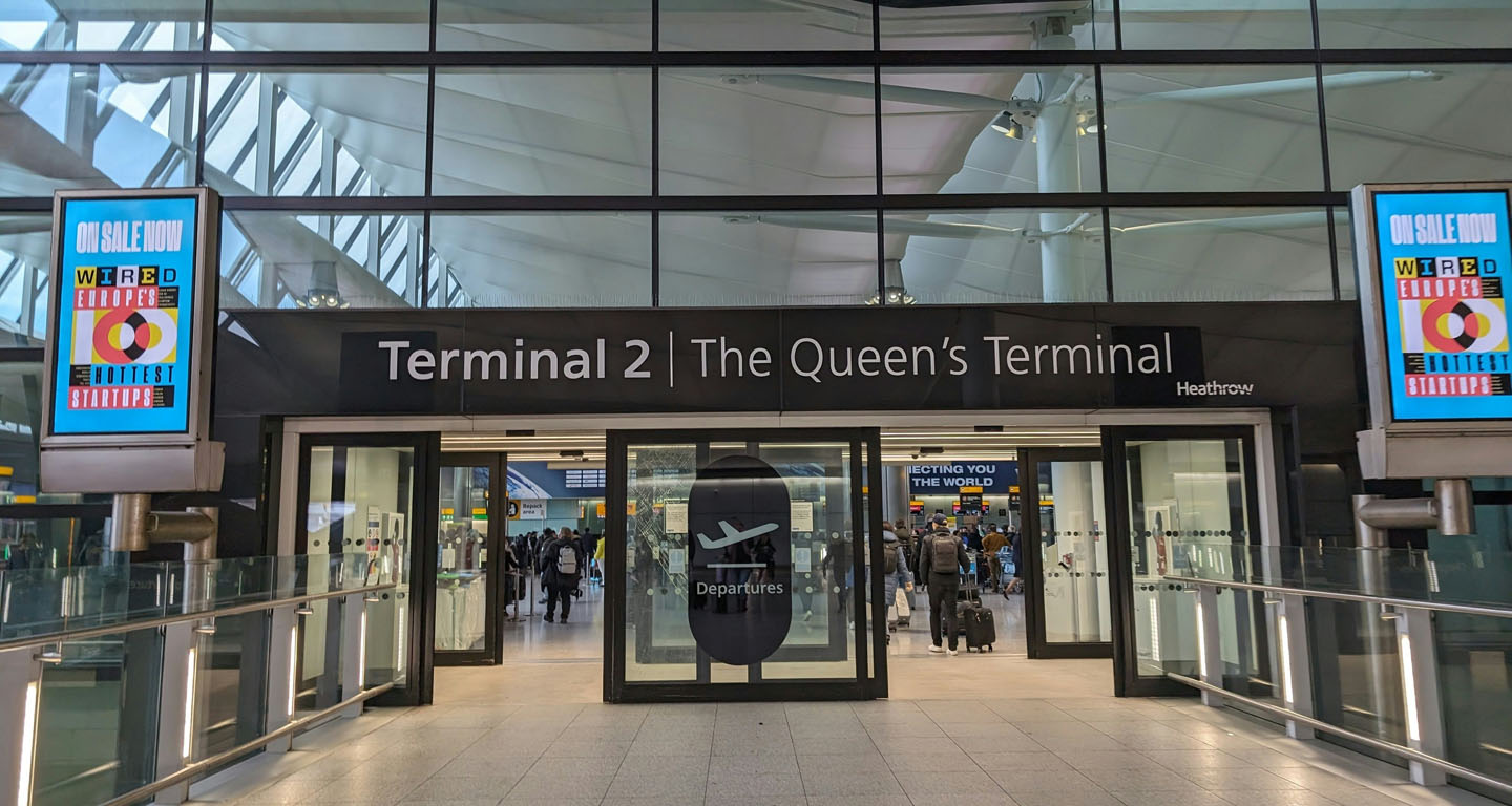 reading airport transfers